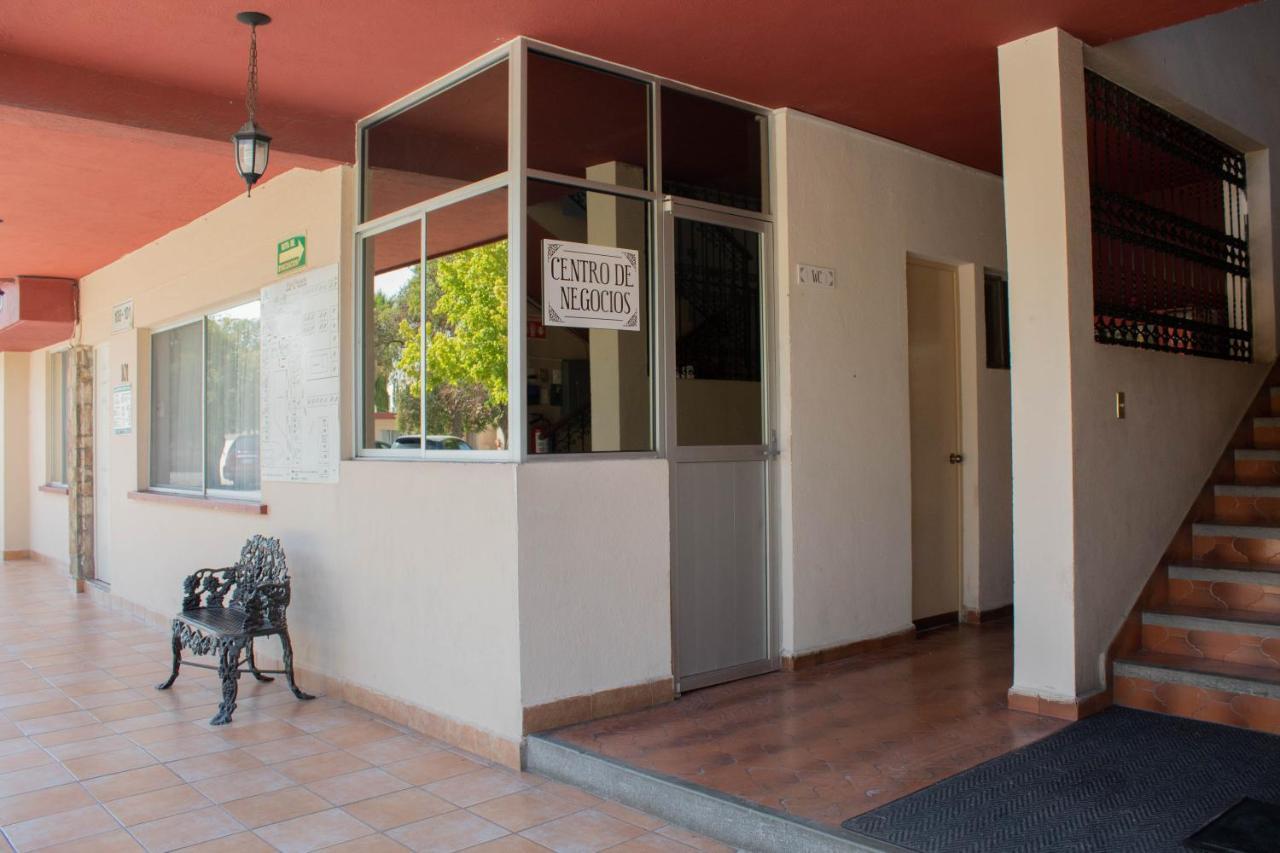 Hotel Huizache Saltillo Exterior photo